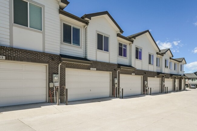Building Photo - 14933 E Belleview Dr