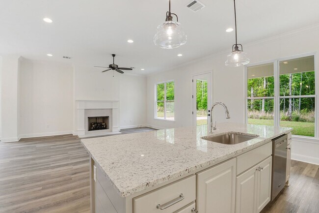 Building Photo - 4 bedroom 3 full bath home, located in the...