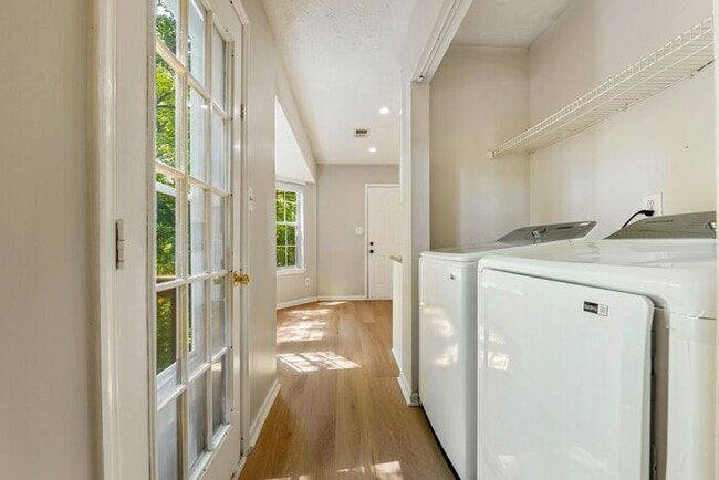 Building Photo - 11280 Abbotts Station Dr