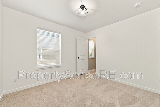 Building Photo - 13788 Tall Oaks Loop