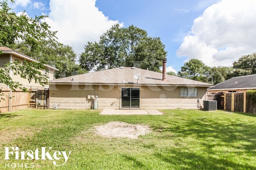 Building Photo - 24119 Lone Elm Dr