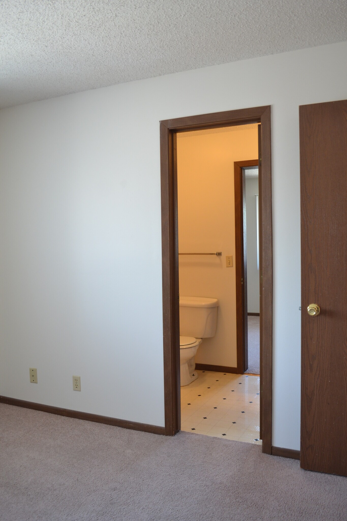 Building Photo - 1230 D St