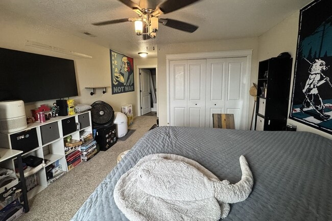 Building Photo - Large 3-Bedroom, 3.5-Bathroom Townhome