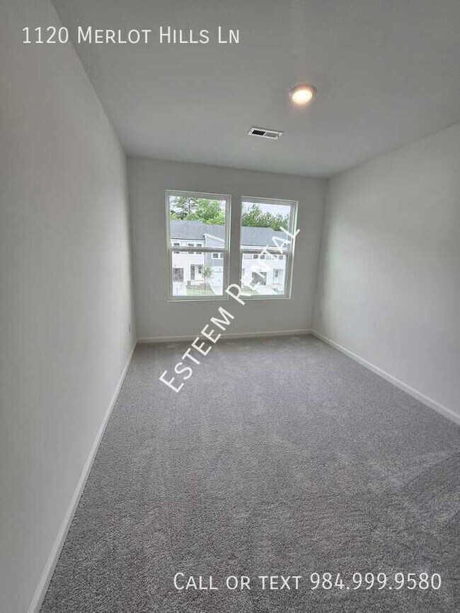 Building Photo - 1120 Merlot Hills Ln.