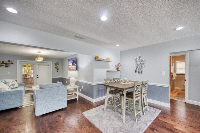 Building Photo - 3173 Fountainhead Dr