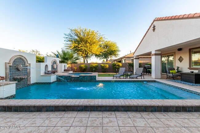 Building Photo - 16367 N 183rd Dr