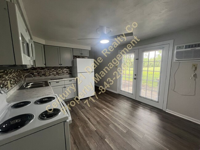 Building Photo - 2 Bedroom Home in North Eastern School Dis...