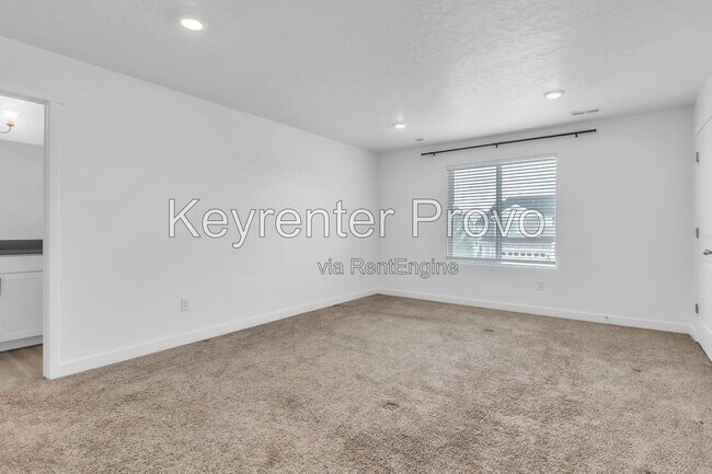 Building Photo - 1109 W Fox Run Ave