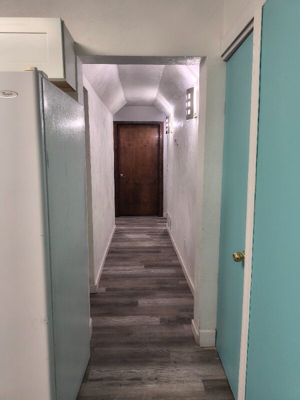 Building Photo - 943 S Ridgewood Ave
