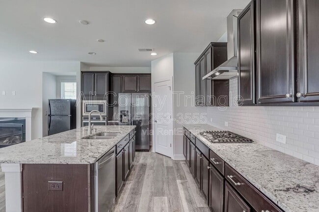 Building Photo - 1101 Premier Key Dr