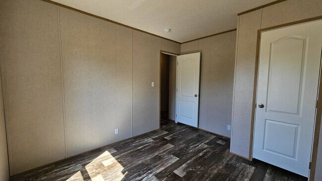 Building Photo - 1912 E Campus St