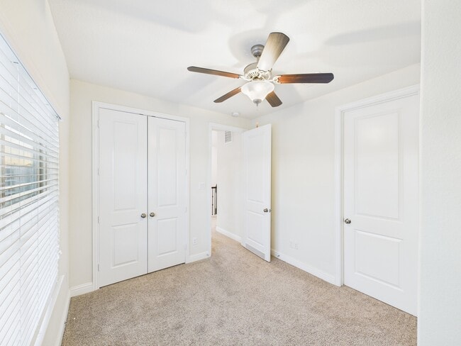 Building Photo - 8918 Terrace Pass Dr