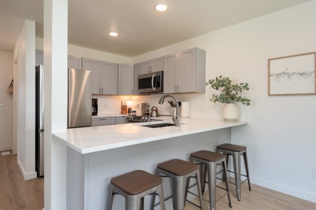 Building Photo - 1310 Mitchell St