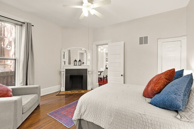 Building Photo - 1740 R St NW