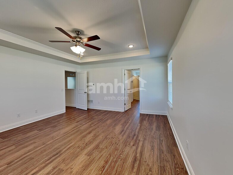 Building Photo - 8383 Merlin Dr