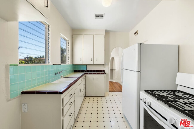 Building Photo - 8221 4th St