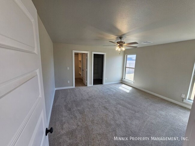 Building Photo - 2622 Tiffin Ave