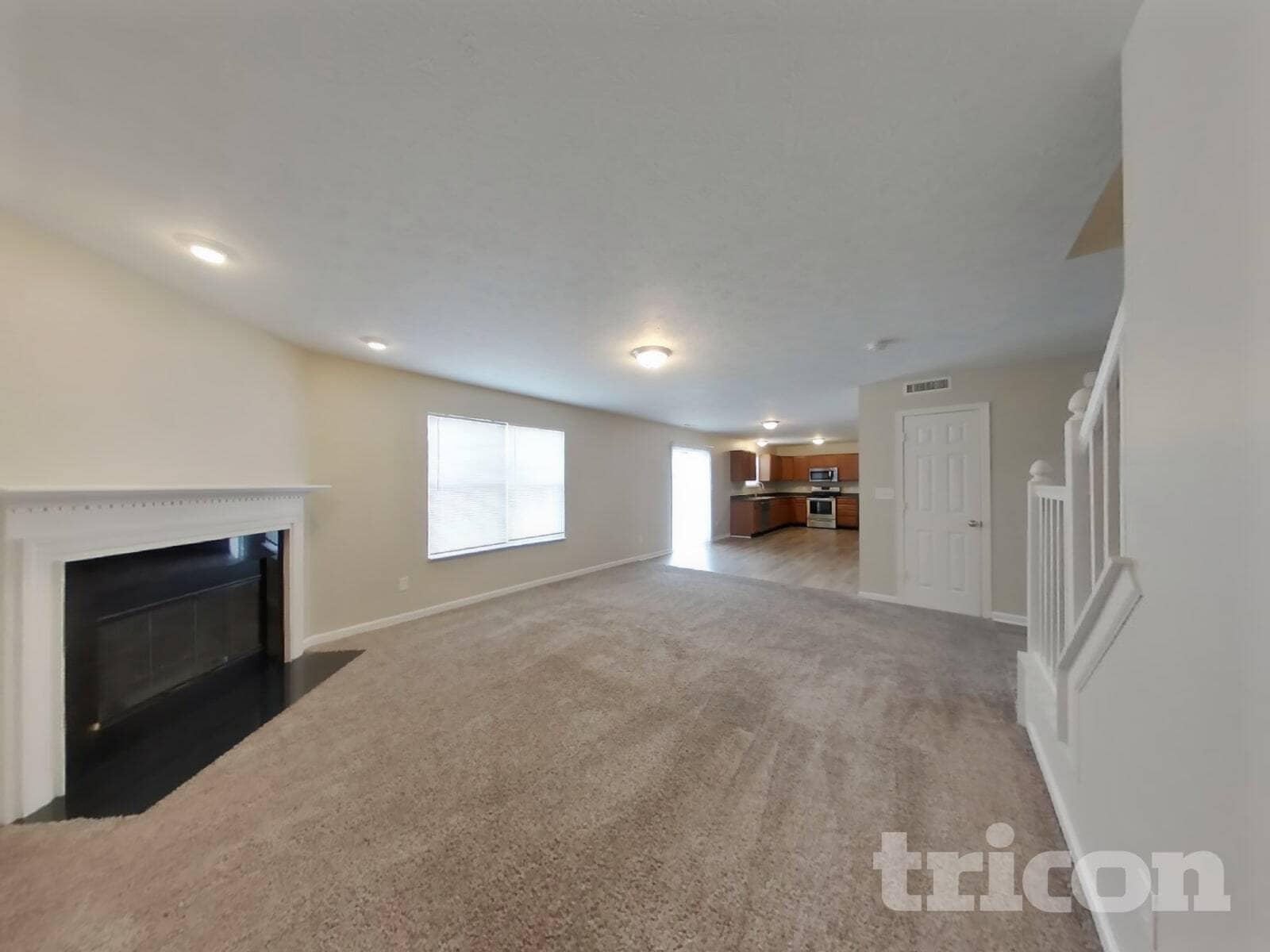 Building Photo - 749 Mozart Dr