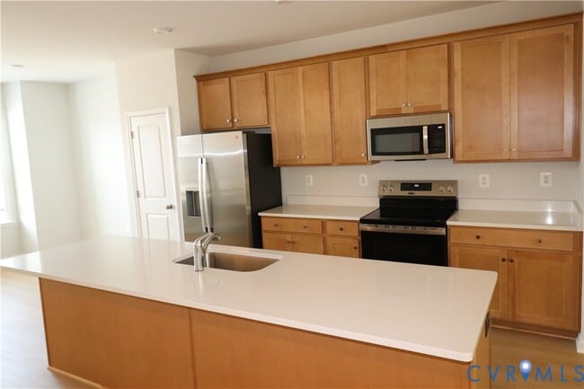 Building Photo - 419 Burden Dr