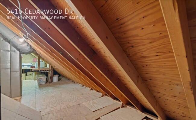 Building Photo - 5416 Cedarwood Dr