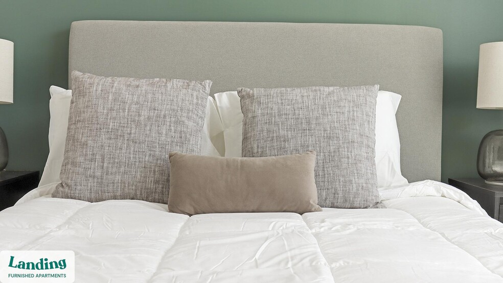 Building Photo - 2201 Glenwood Ave SE