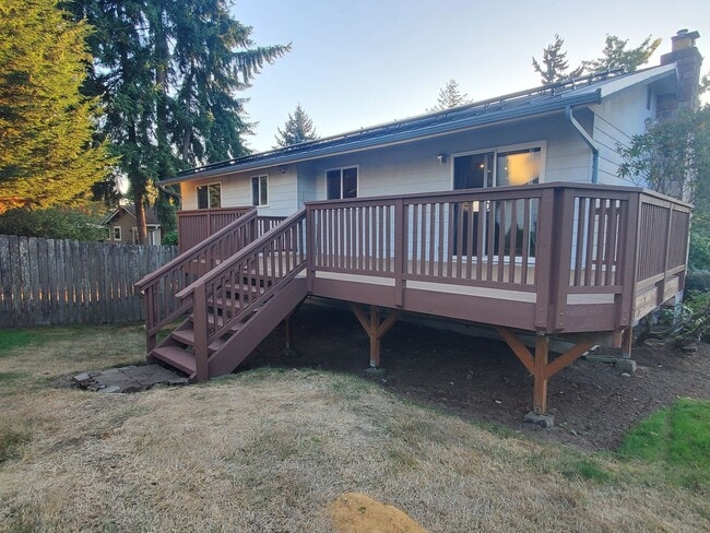 Building Photo - **Apply by 10/15 for 2 Weeks Free Rent** K...