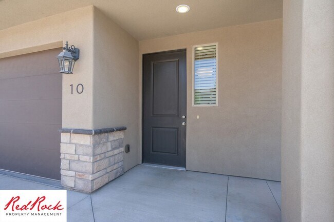 Building Photo - 1005 Tortoise Rock Dr