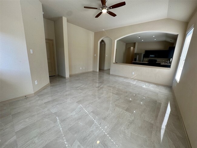 Building Photo - 5415 Sunfall Bend Ln