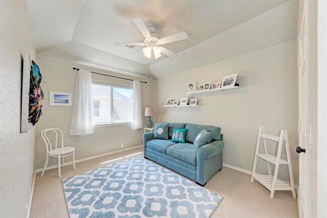 Building Photo - 8236 Phantom Canyon Dr