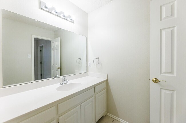 Building Photo - 3102 109th St