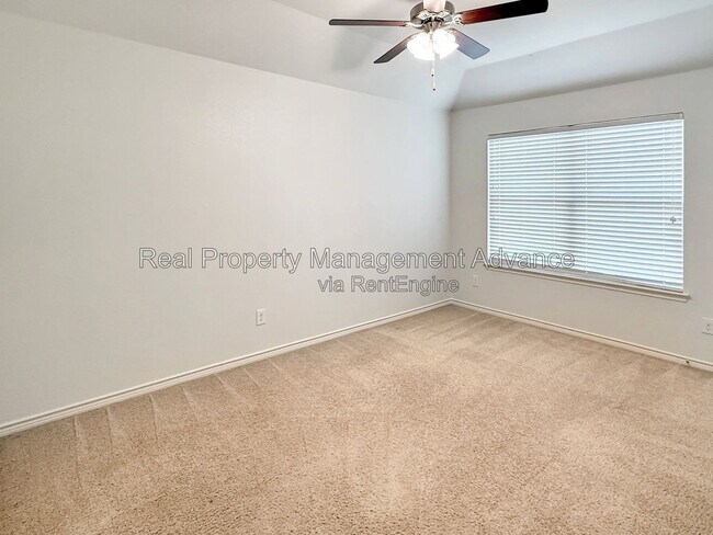 Building Photo - 10228 Tahoka Pl