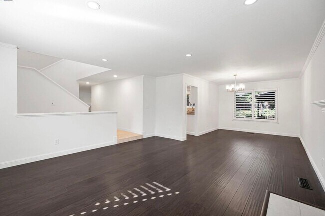 Building Photo - San Ramon 4 Bd / 2.5 Ba Semi Custom Home l...