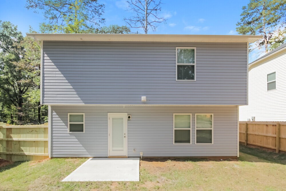 Building Photo - 7810 Shadow Lawn Rd