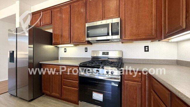 Building Photo - 9172 Ocotillo Ave