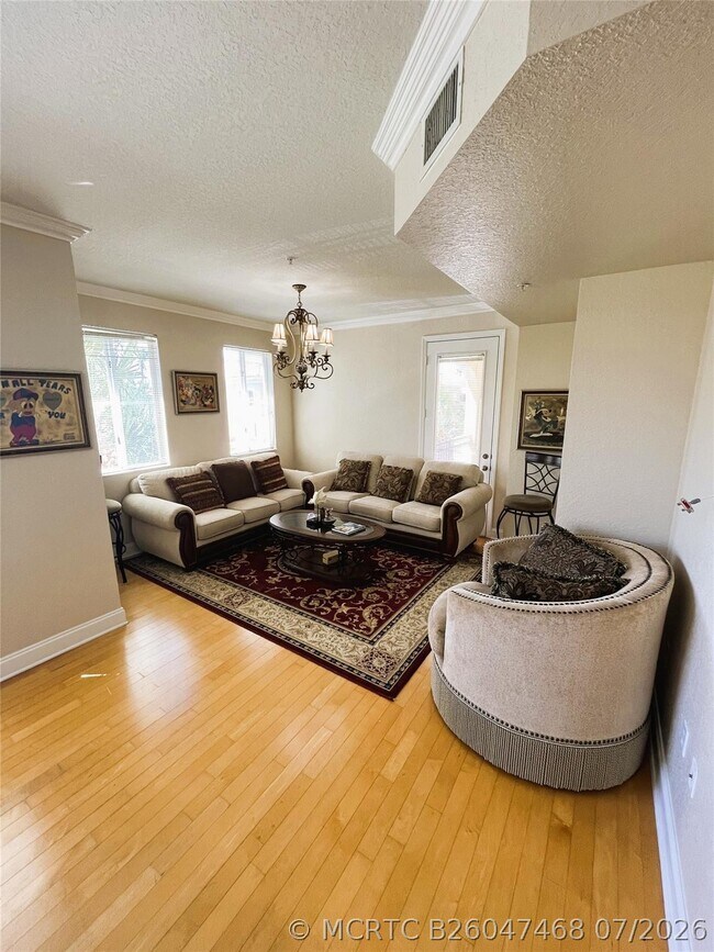 Building Photo - 11013 Legacy Ln