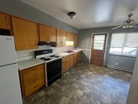 Building Photo - 410 W Mather St