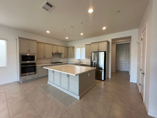 Building Photo - Summerlin Home for Rent