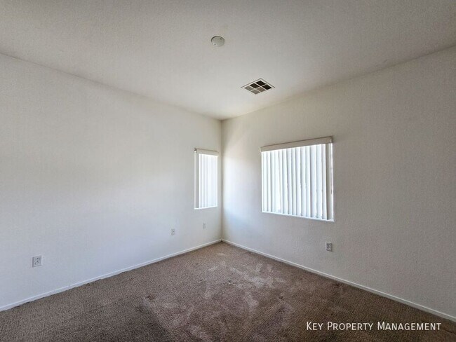 Building Photo - 4005 Pepper Thorn Ave