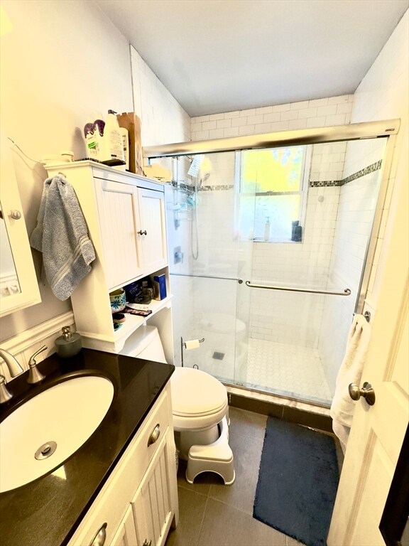 Building Photo - 8 Fox Point Rd