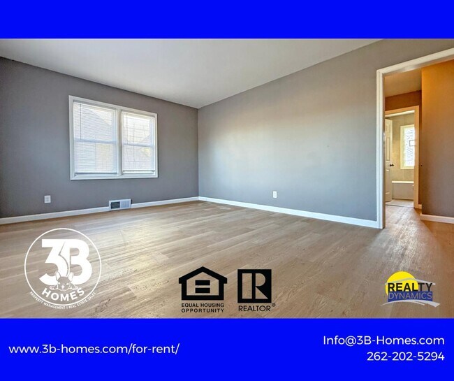 Building Photo - 4924 N 22nd St