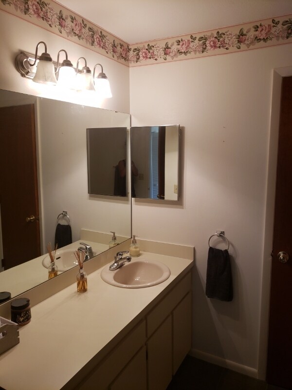 Building Photo - 6057 Topher Trail