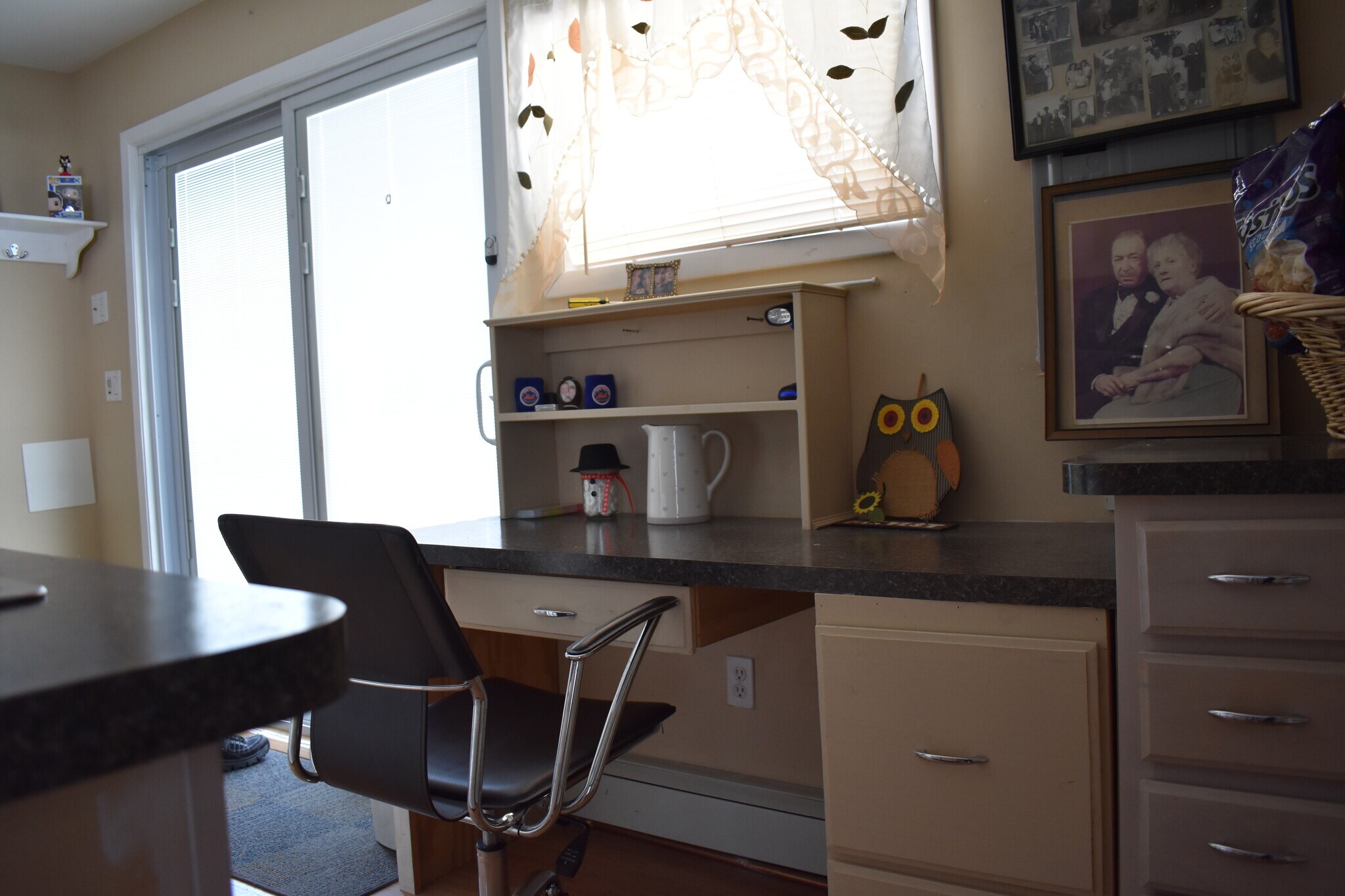 Building Photo - 4 Cindy St