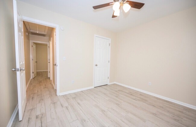 Building Photo - 1782 Dogwood Rd