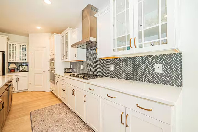 Building Photo - 11610 Glenn Dale Blvd