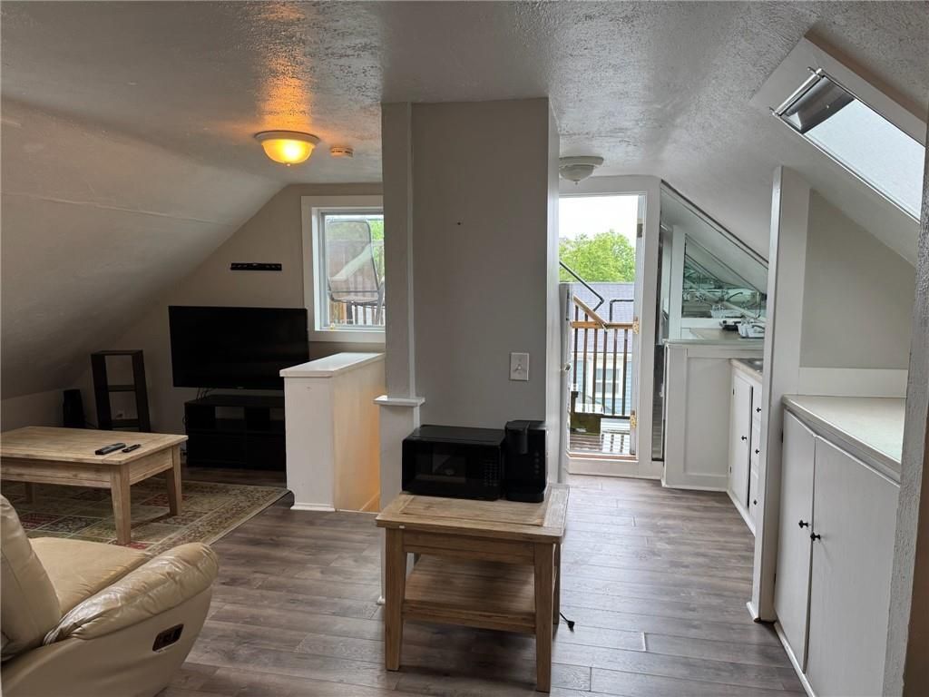 Building Photo - 9 Ann St