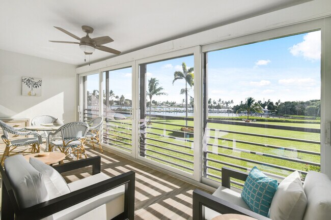 Primary Photo - 755 Saturn St