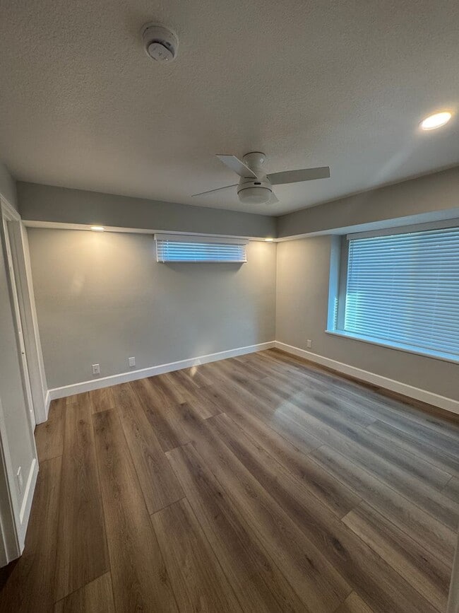 Building Photo - Townhome in Laguna Niguel!
