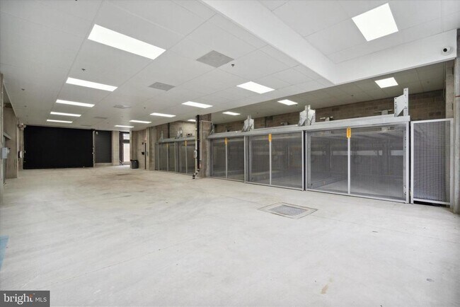 Building Photo - 2636 E York St