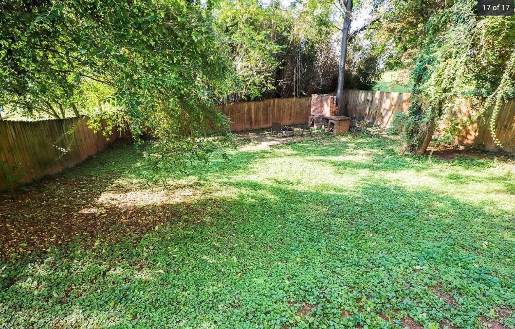 Building Photo - 306 Sussex St