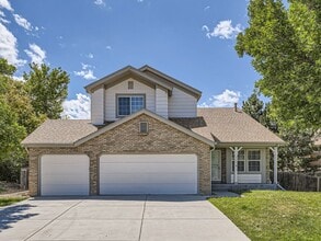 Building Photo - Evolve Real Estate: Meticulous Executive 4 Bedroom Plus Finished Basement Available August 5!